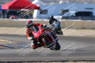 media/Dec-18-2022-SoCal Trackdays (Sun) [[8099a50955]]/Turn 2 (950am)/